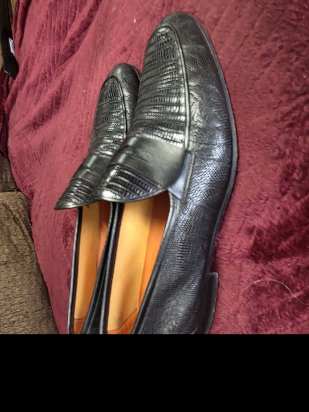 Magnanni Black Textured Slip-On Loafers with Lizard